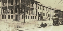 A photo of the USAMU Building